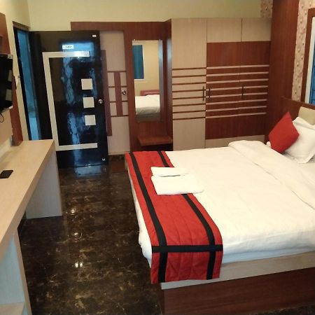 Hotel Delight Deluxe Pipra Dewas Экстерьер фото